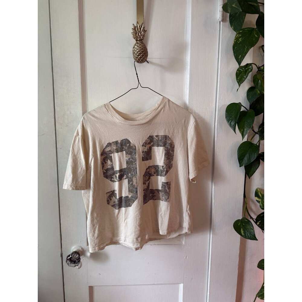 Rebellious one women’s size large 92 T-shirt